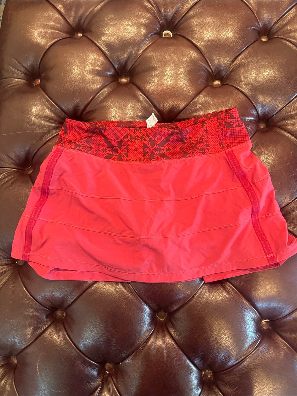 Women’s Active Lululemon Skort in Red with Patterned Waistband